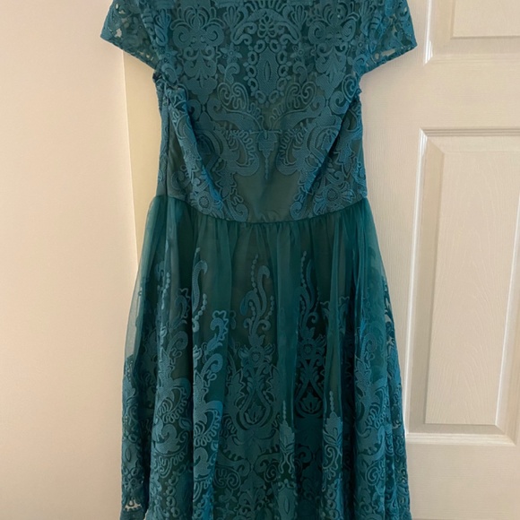 Lace cocktail dress - Picture 5 of 5